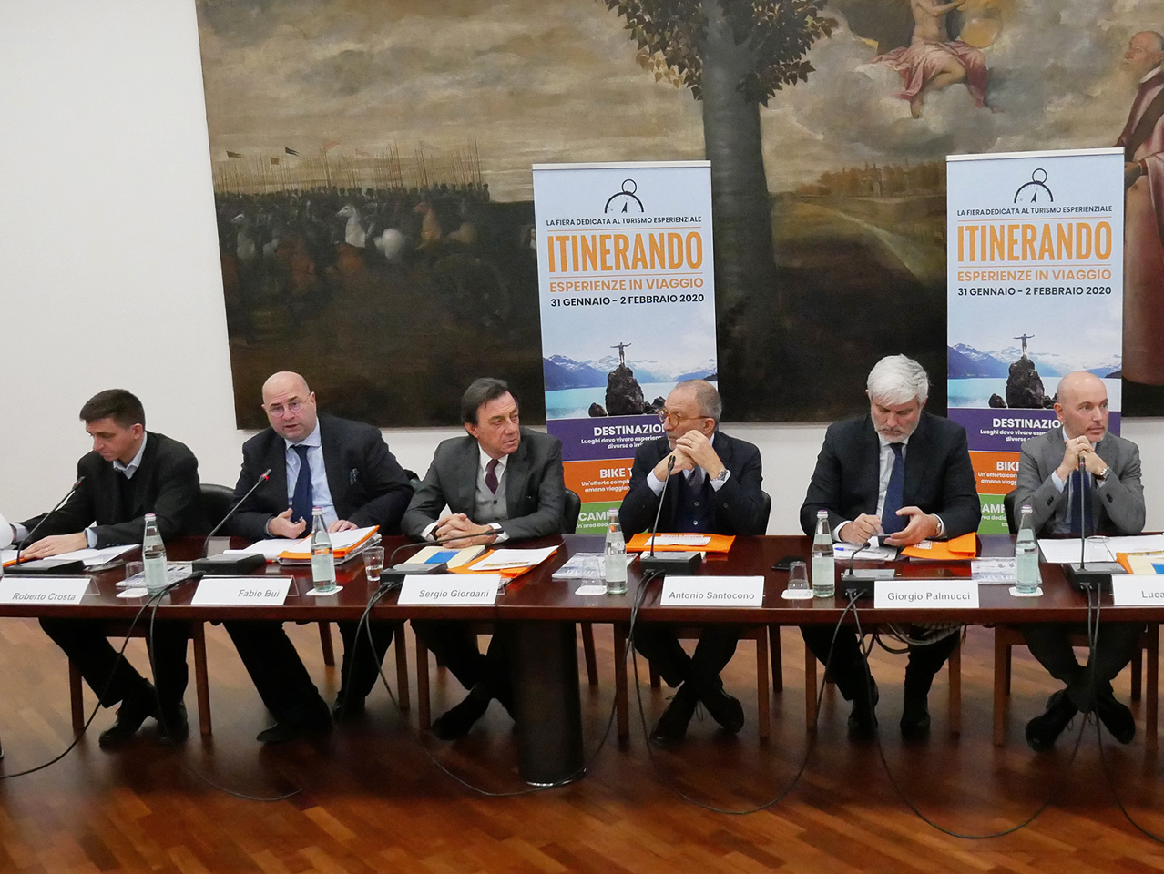 Foto di gruppo dei partecipanti alla conferenza stampa Foto dei partecipanti all'incontro