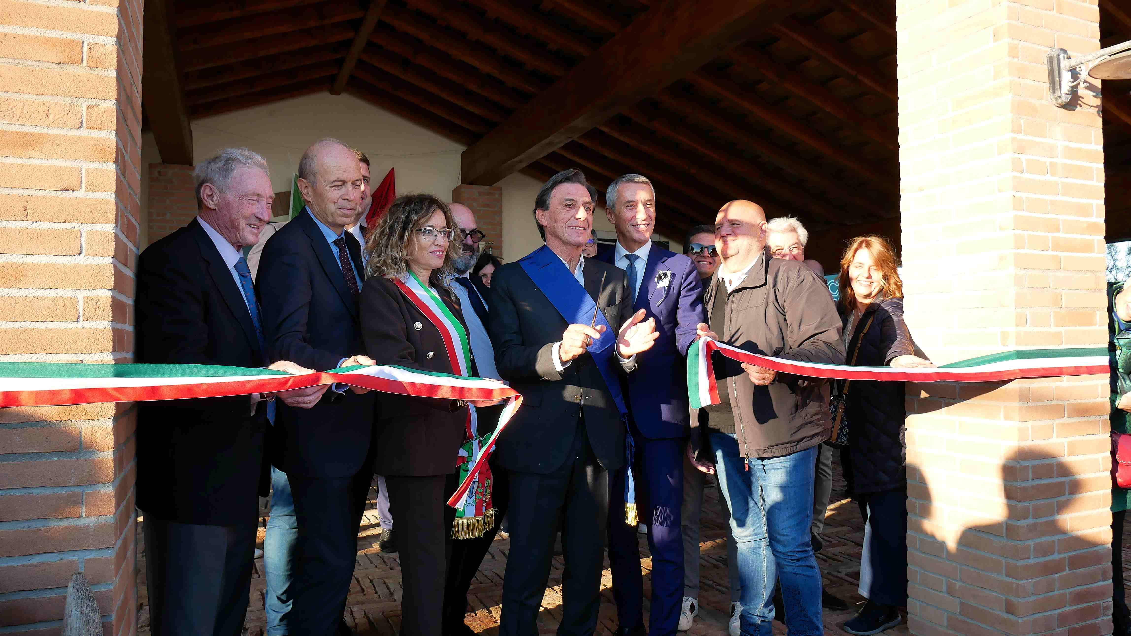 Il taglio del nastro di Casone Millecampi