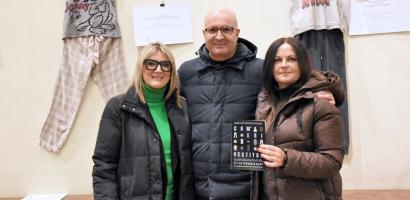 mostra violenza sulle donne